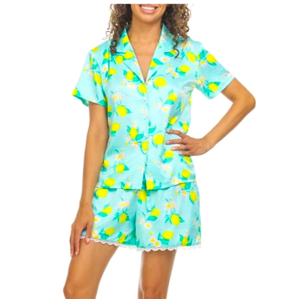 NWT Flora Nikrooz Flora Silky satin soft two-piece pj’s set, super cute, Large